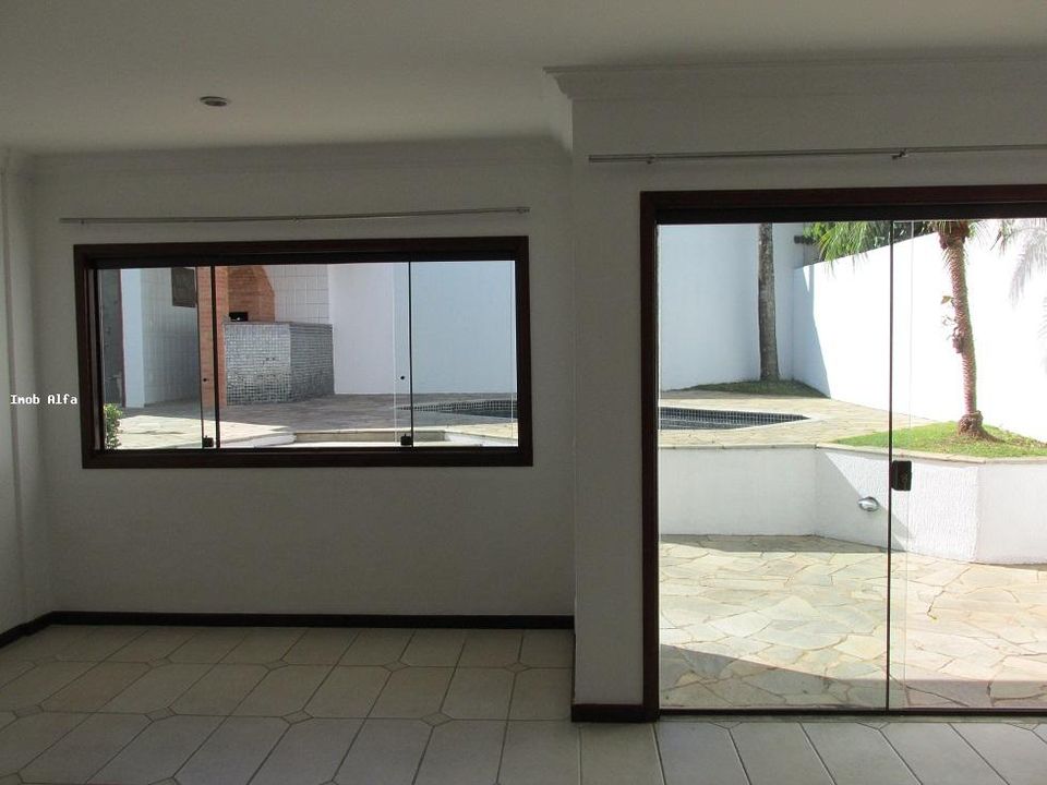 Casa de Condomínio à venda com 5 quartos, 400m² - Foto 4