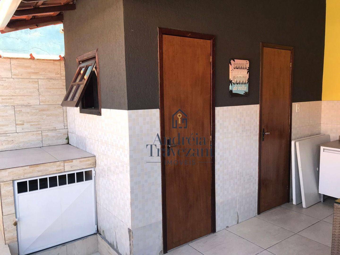 Casa à venda com 2 quartos, 90m² - Foto 5