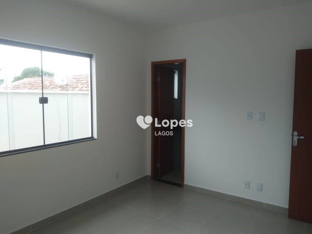 Casa à venda com 3 quartos, 81m² - Foto 8