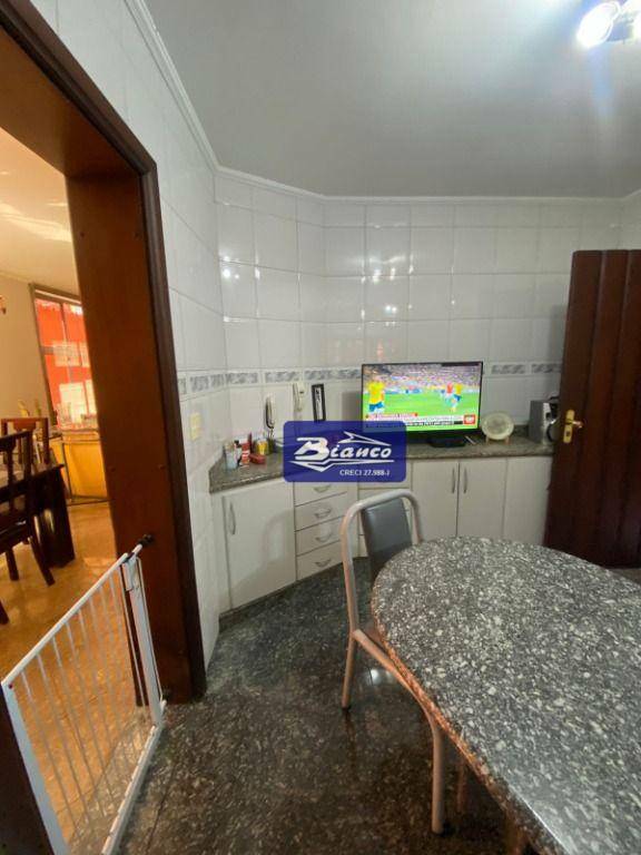 Sobrado à venda com 4 quartos, 370m² - Foto 33