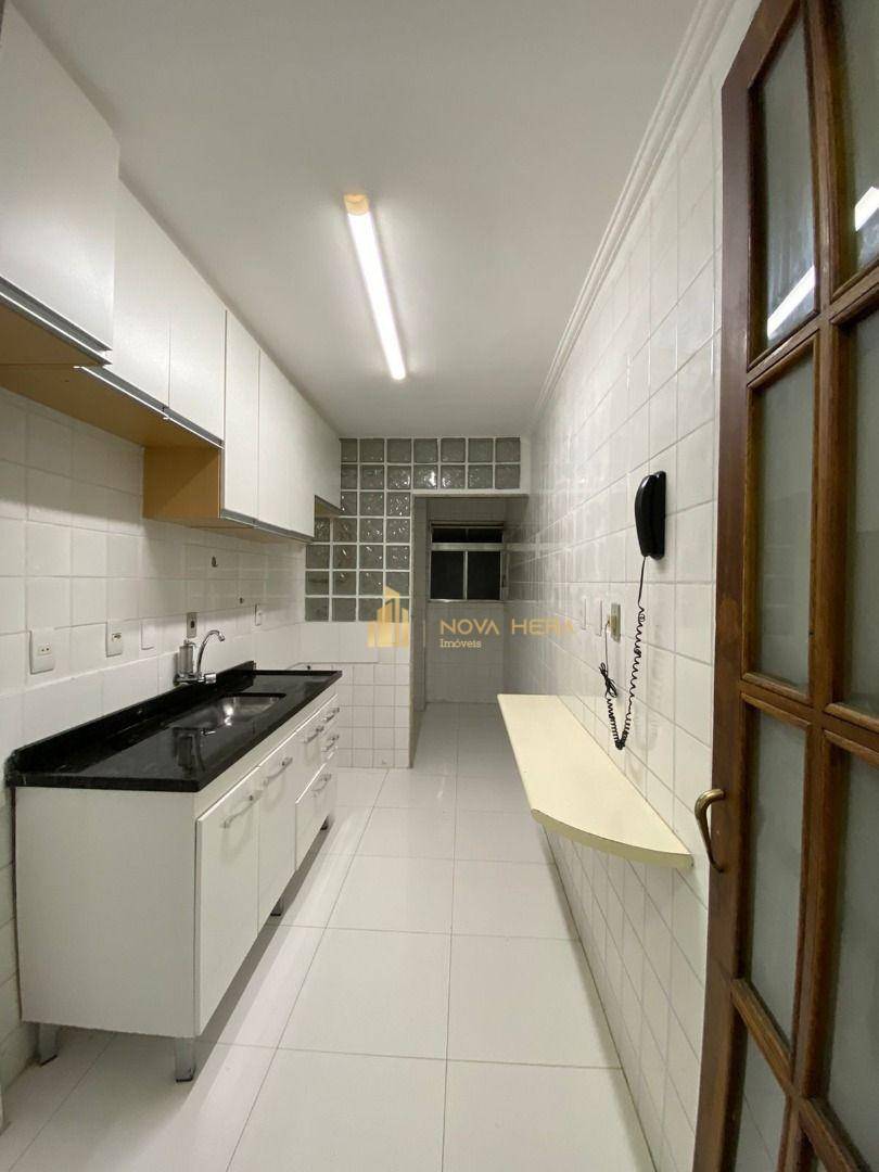 Apartamento à venda com 3 quartos, 64m² - Foto 10