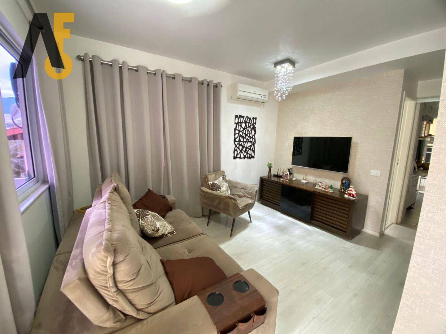 Casa à venda com 2 quartos, 107m² - Foto 6