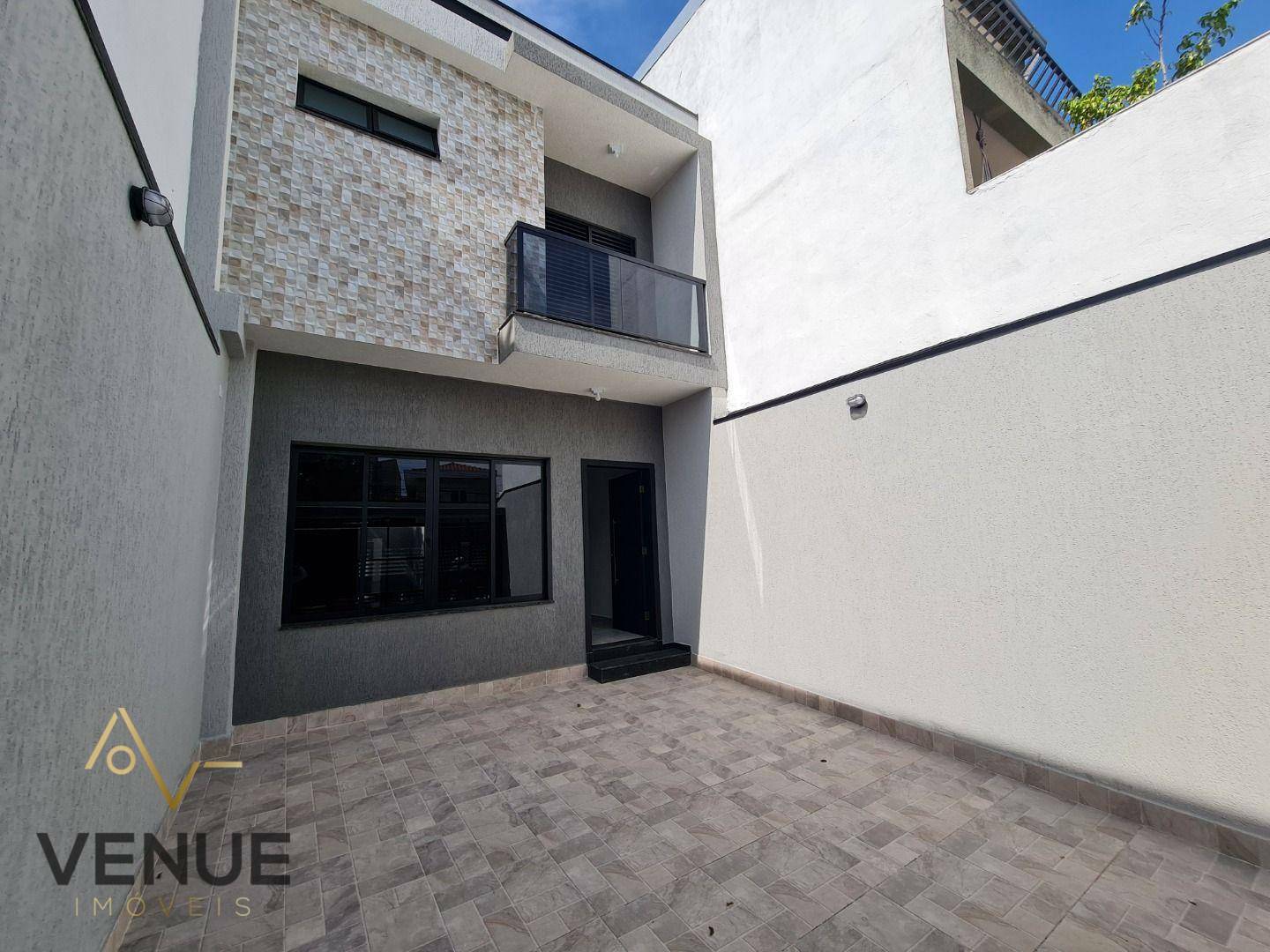 Sobrado à venda com 3 quartos, 130m² - Foto 1