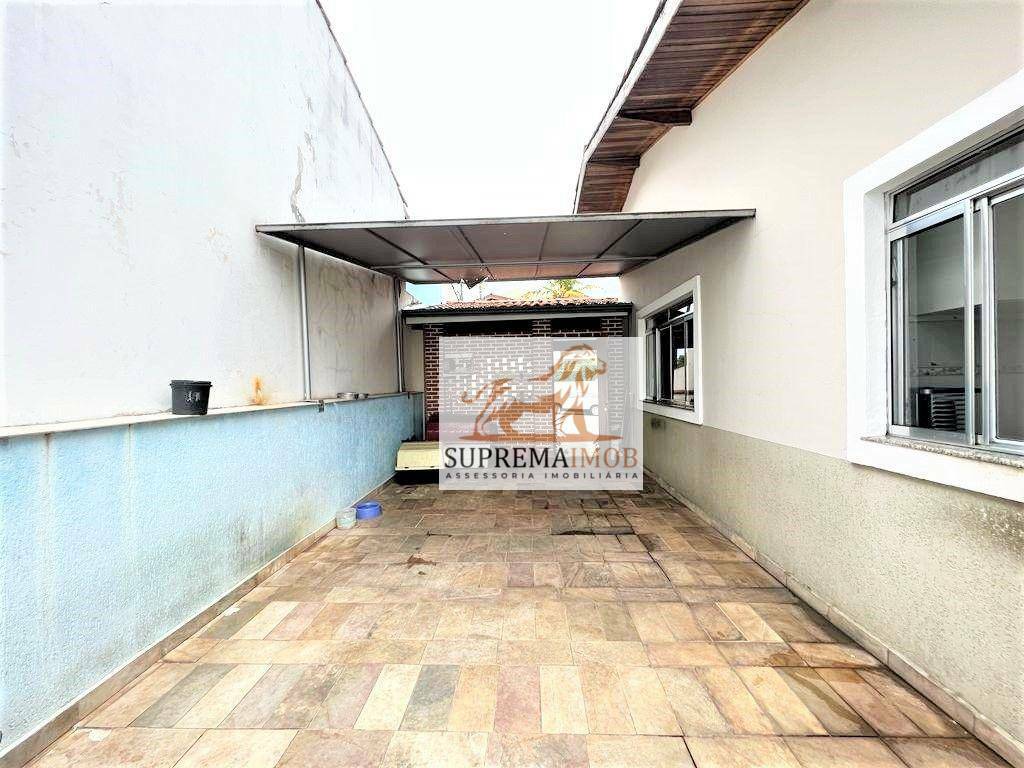 Casa de Condomínio à venda com 4 quartos, 190m² - Foto 18