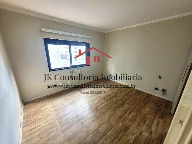 Apartamento à venda com 3 quartos, 136m² - Foto 12