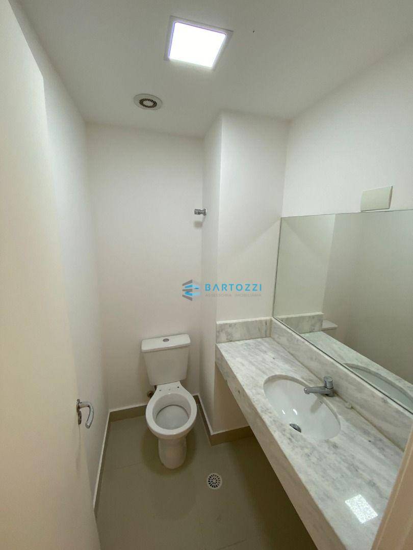 Apartamento para alugar com 3 quartos, 124m² - Foto 18