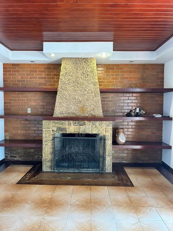 Casa de Condomínio à venda com 4 quartos, 350m² - Foto 8