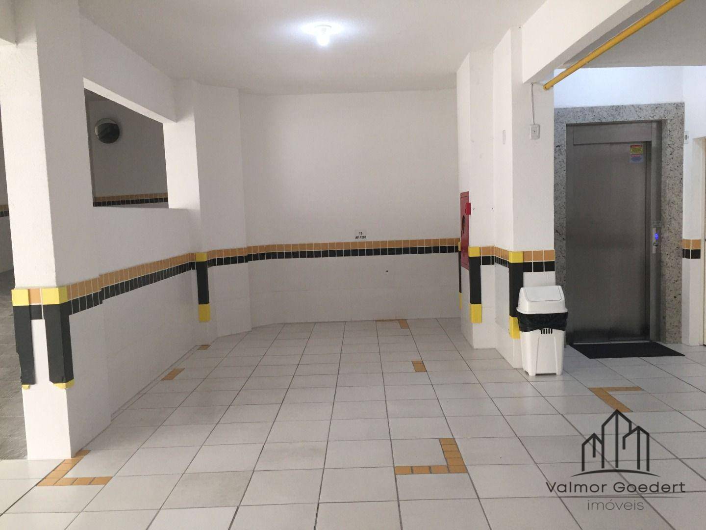 Apartamento à venda com 3 quartos, 115m² - Foto 20