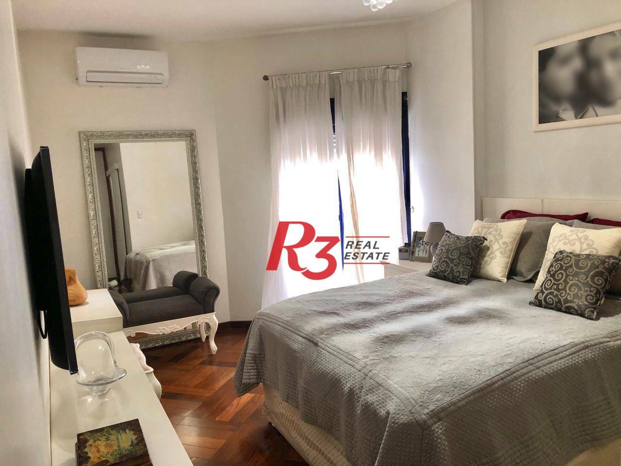 Apartamento à venda com 3 quartos, 160m² - Foto 8