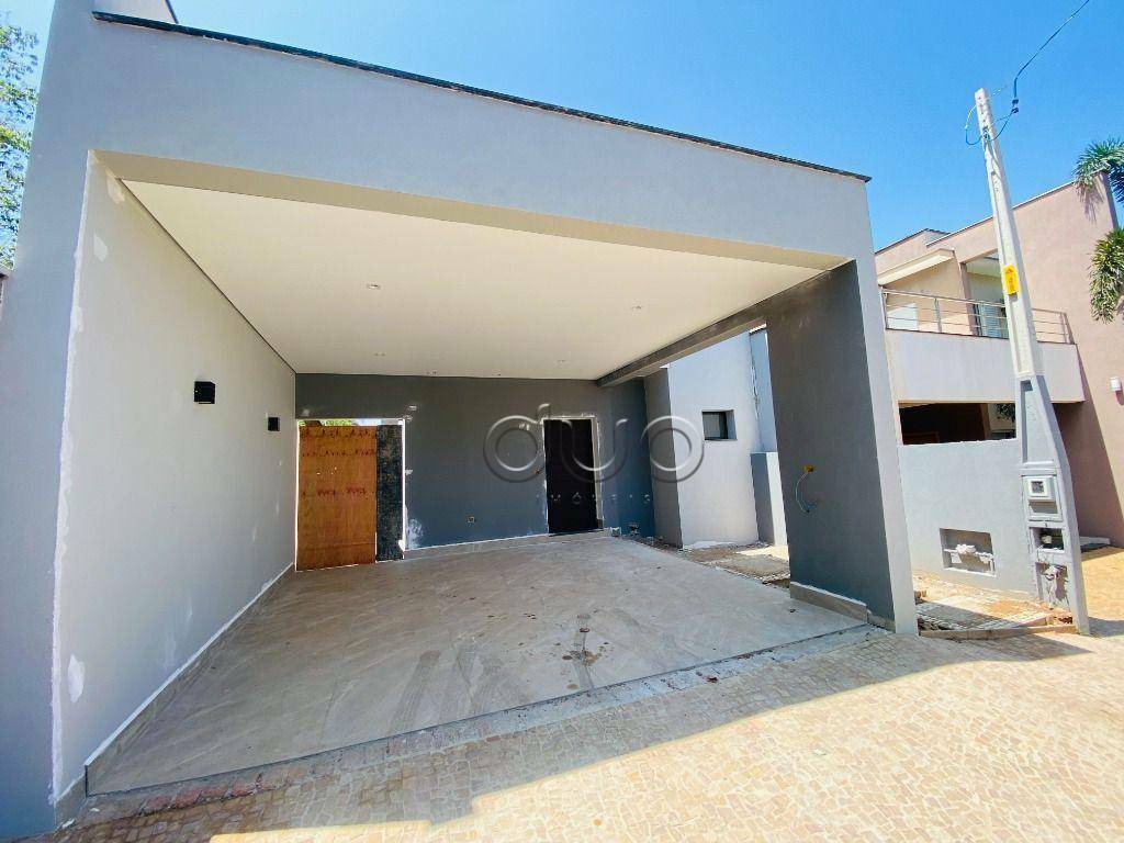 Casa de Condomínio à venda com 3 quartos, 196m² - Foto 2