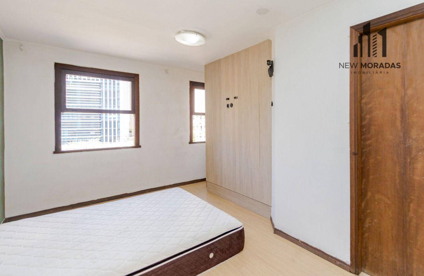 Apartamento à venda com 3 quartos, 156m² - Foto 8