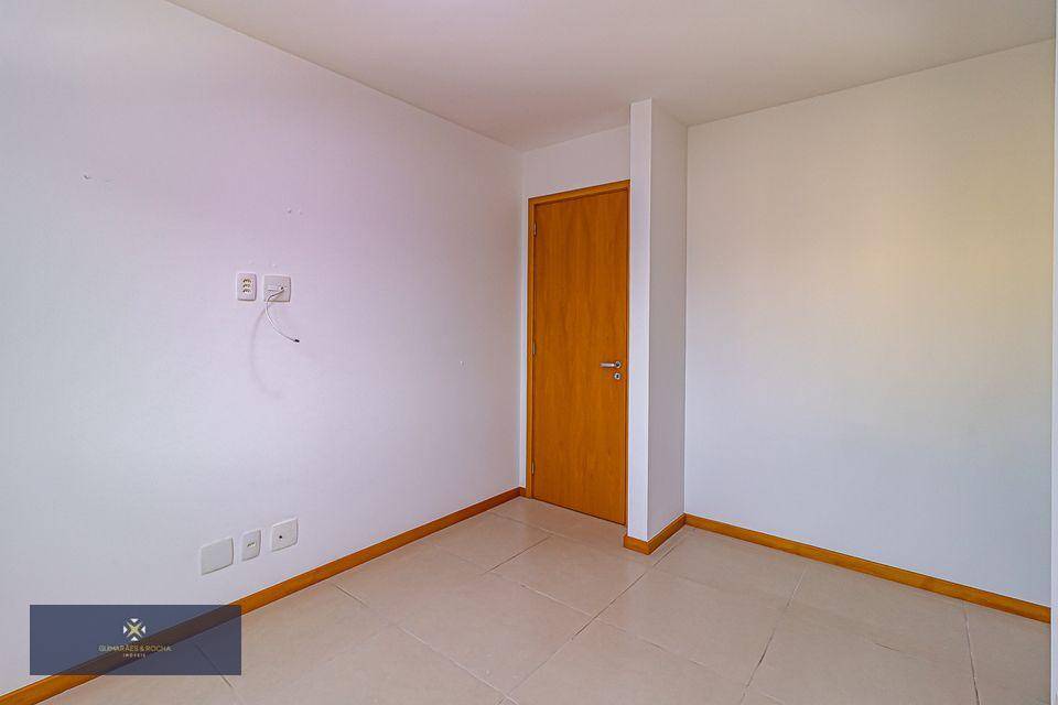 Apartamento à venda com 2 quartos, 82m² - Foto 17