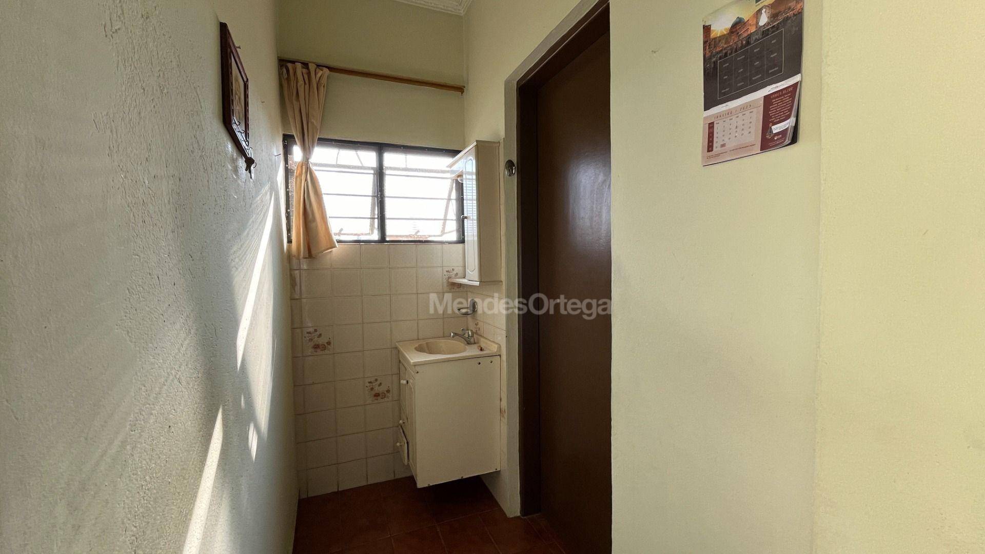 Casa à venda com 3 quartos, 119m² - Foto 11