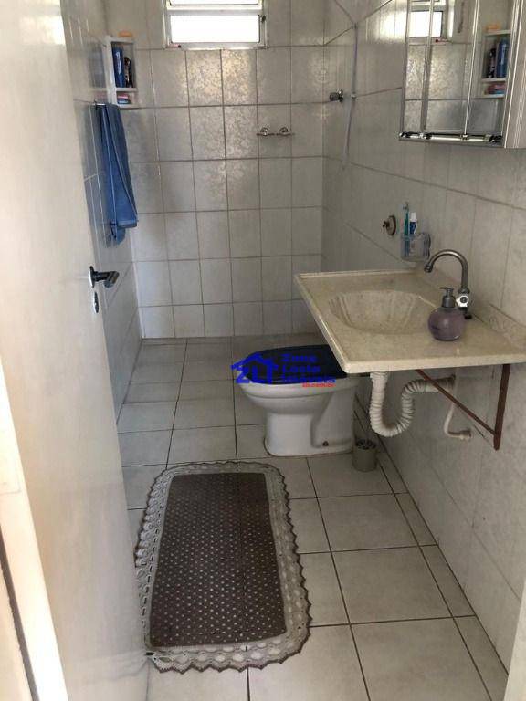 Casa à venda com 2 quartos, 180m² - Foto 9