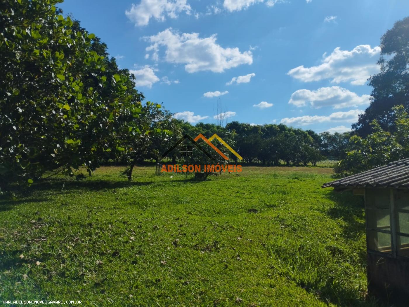 Chácara à venda com 4 quartos, 165920m² - Foto 2