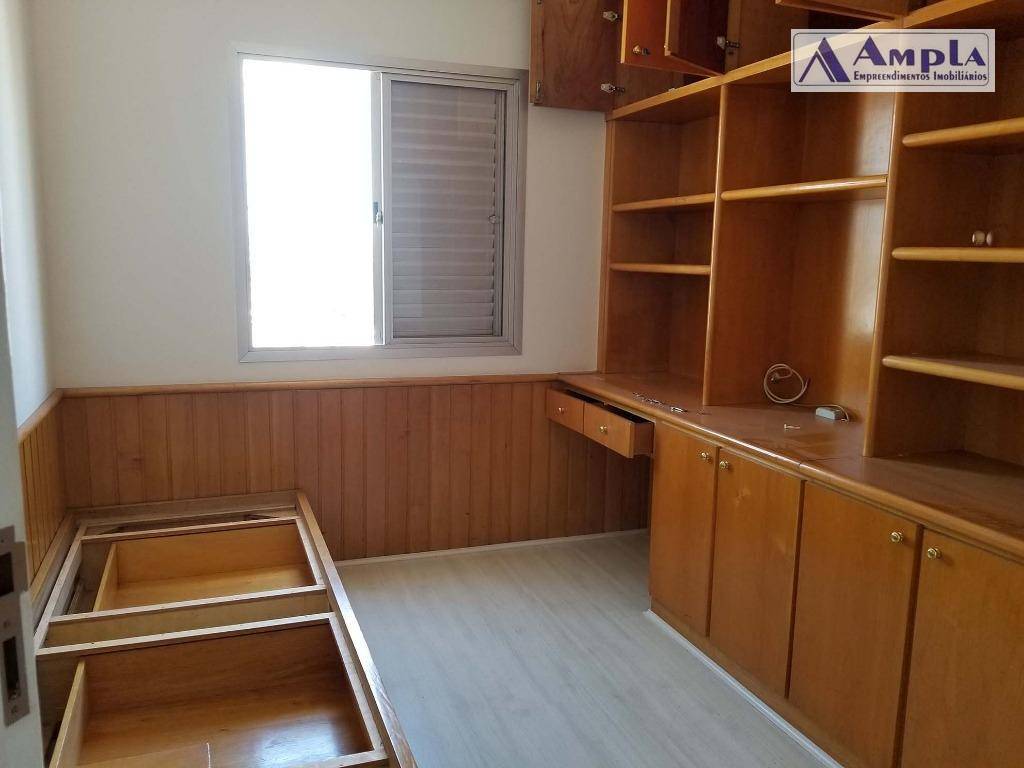 Apartamento para alugar com 3 quartos, 100m² - Foto 8