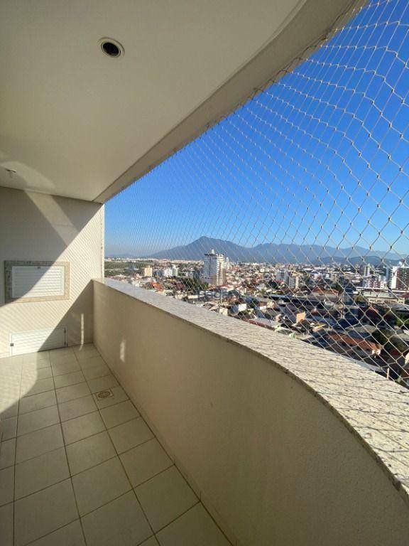 Apartamento à venda com 2 quartos, 83m² - Foto 11