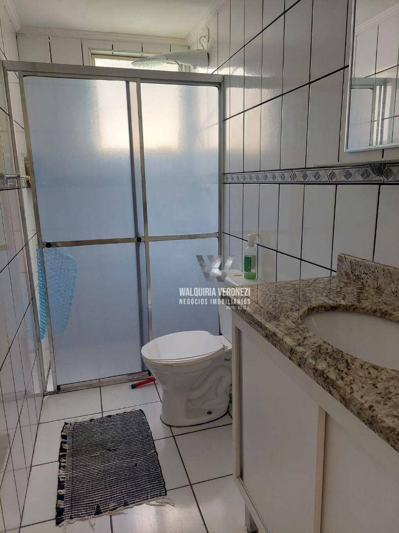 Apartamento à venda com 2 quartos, 70m² - Foto 9