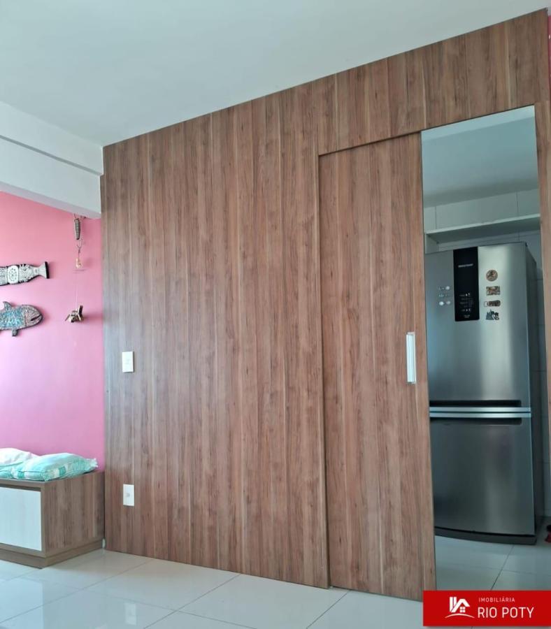 Apartamento à venda com 3 quartos, 70m² - Foto 1