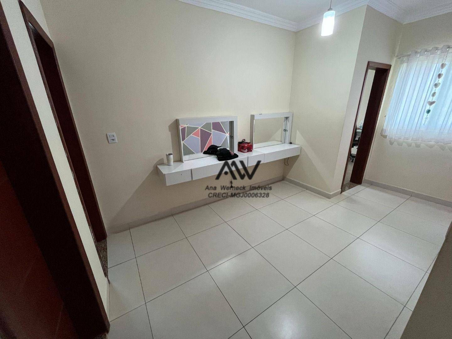 Casa à venda com 4 quartos, 344m² - Foto 35
