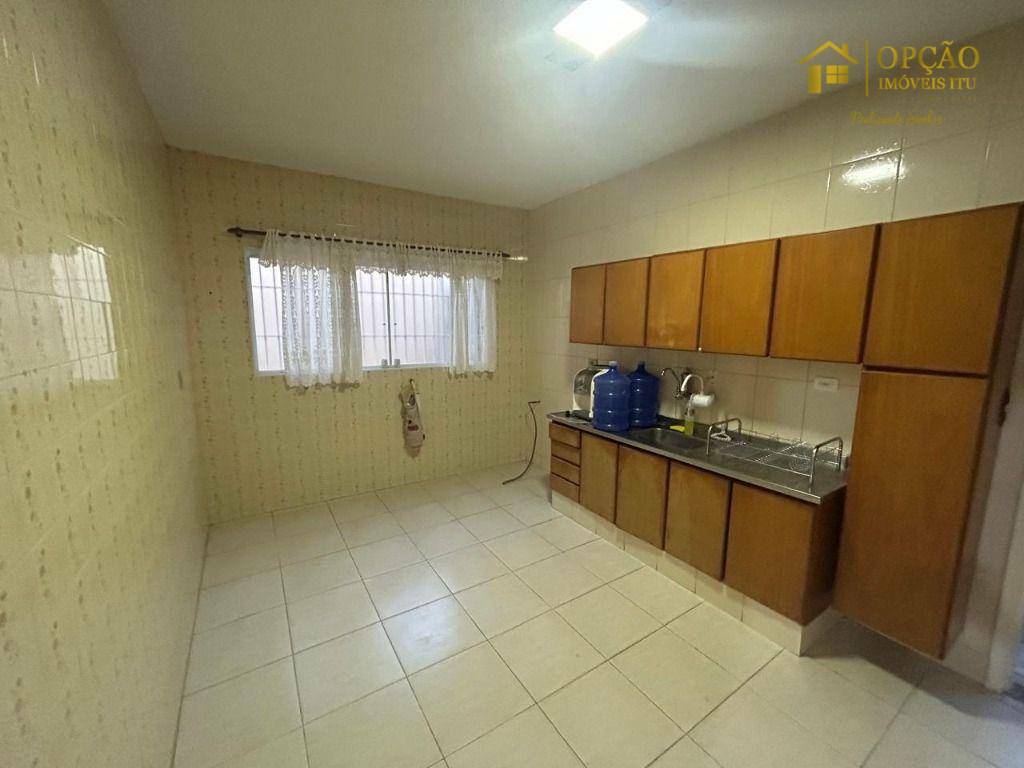 Casa à venda com 3 quartos, 220m² - Foto 12