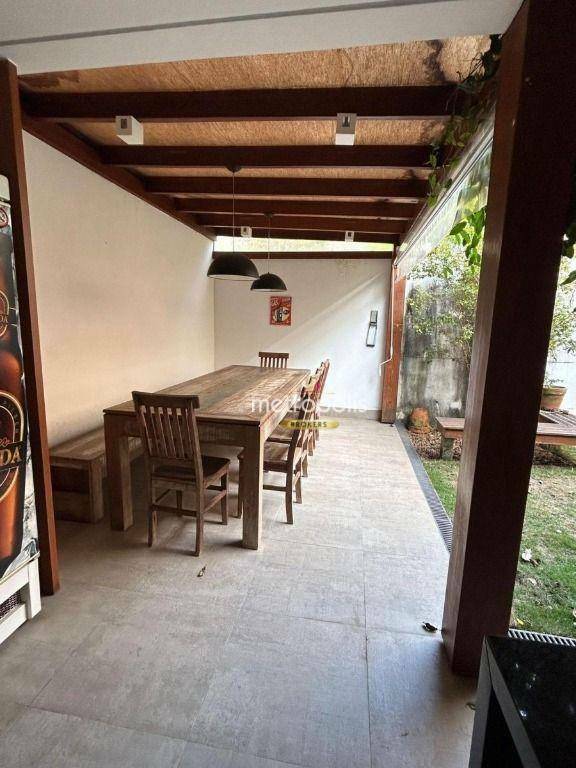 Casa à venda com 4 quartos, 266m² - Foto 29