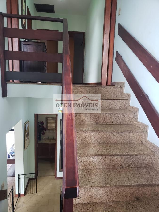 Casa à venda com 4 quartos, 350m² - Foto 8