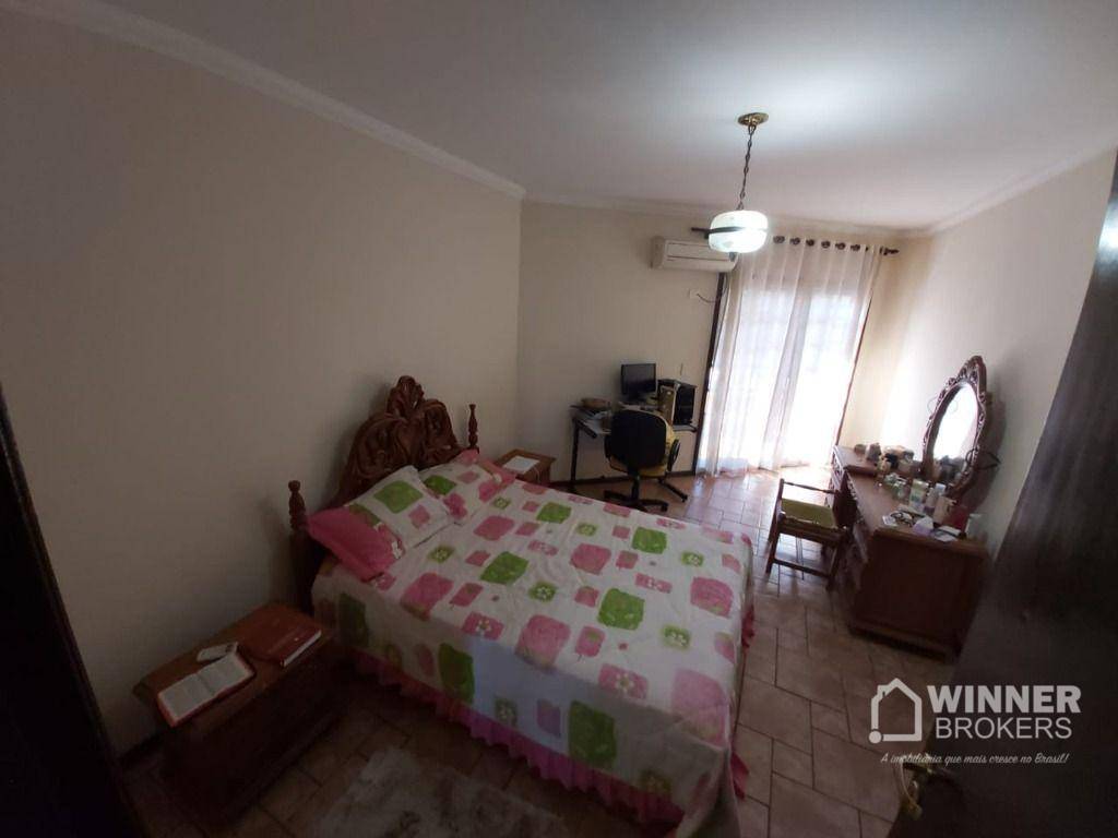 Sobrado à venda com 4 quartos, 445m² - Foto 18