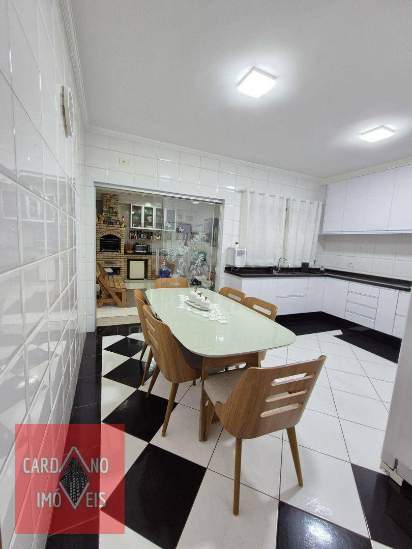 Casa à venda com 3 quartos, 120m² - Foto 3