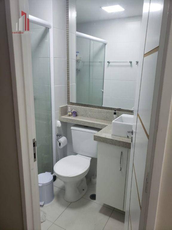 Apartamento à venda com 2 quartos, 45m² - Foto 13