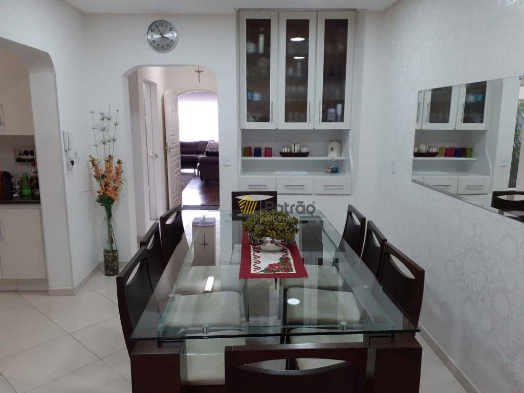 Sobrado à venda com 4 quartos, 250m² - Foto 12