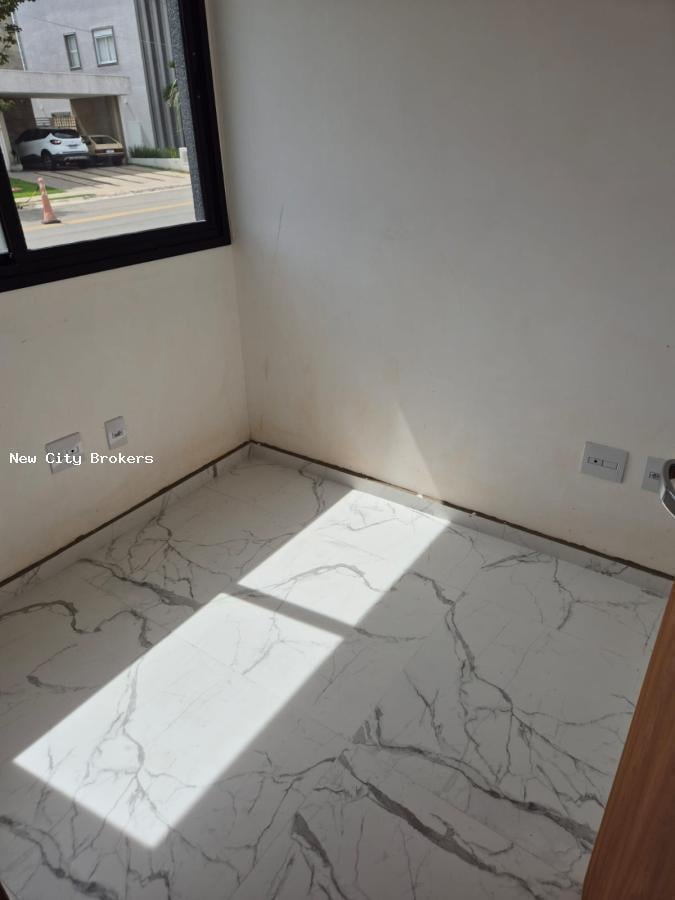 Sobrado à venda com 3 quartos, 300m² - Foto 9