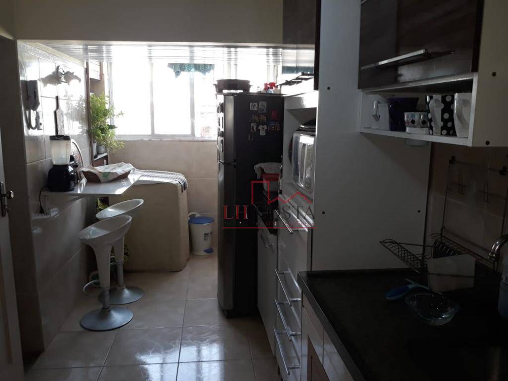 Apartamento à venda com 2 quartos, 85m² - Foto 17