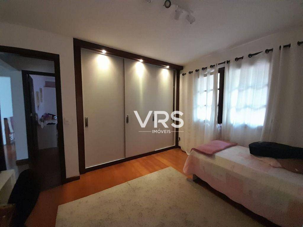 Casa à venda com 4 quartos, 124m² - Foto 21