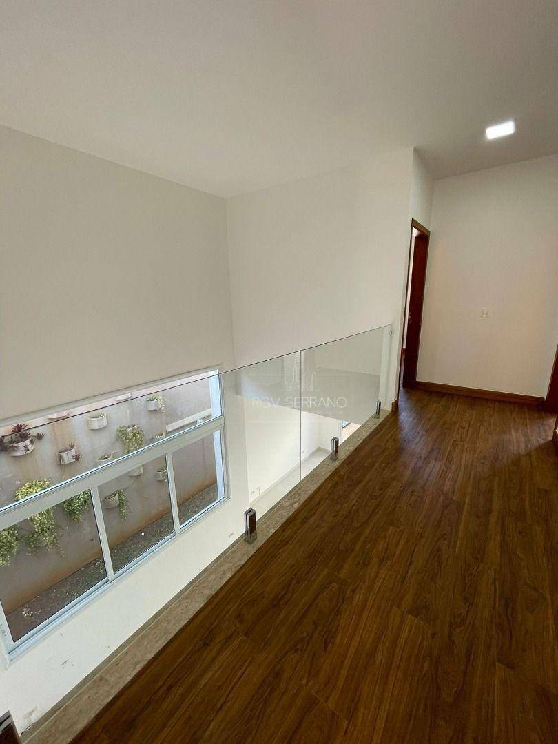 Sobrado para alugar com 3 quartos, 278m² - Foto 13