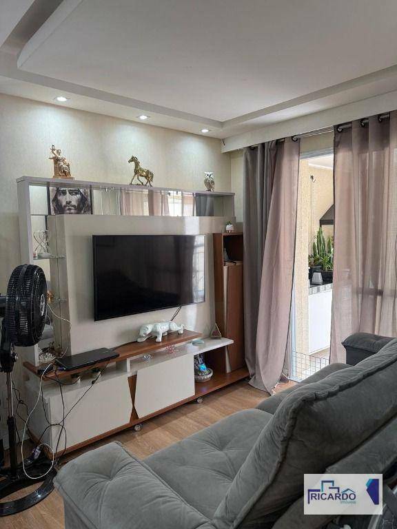 Apartamento para alugar com 2 quartos, 68m² - Foto 3