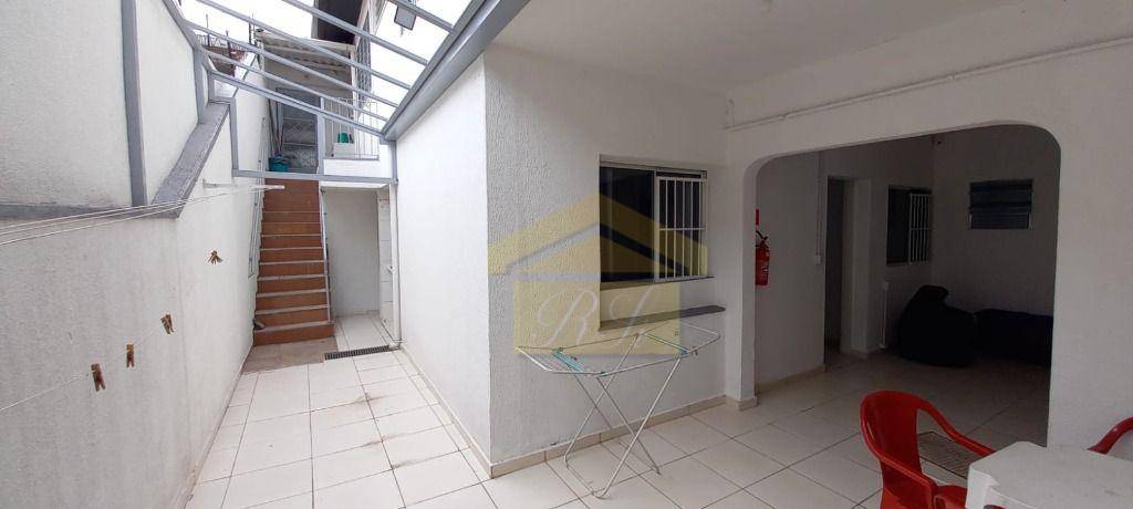 Sobrado à venda com 11 quartos, 300m² - Foto 19