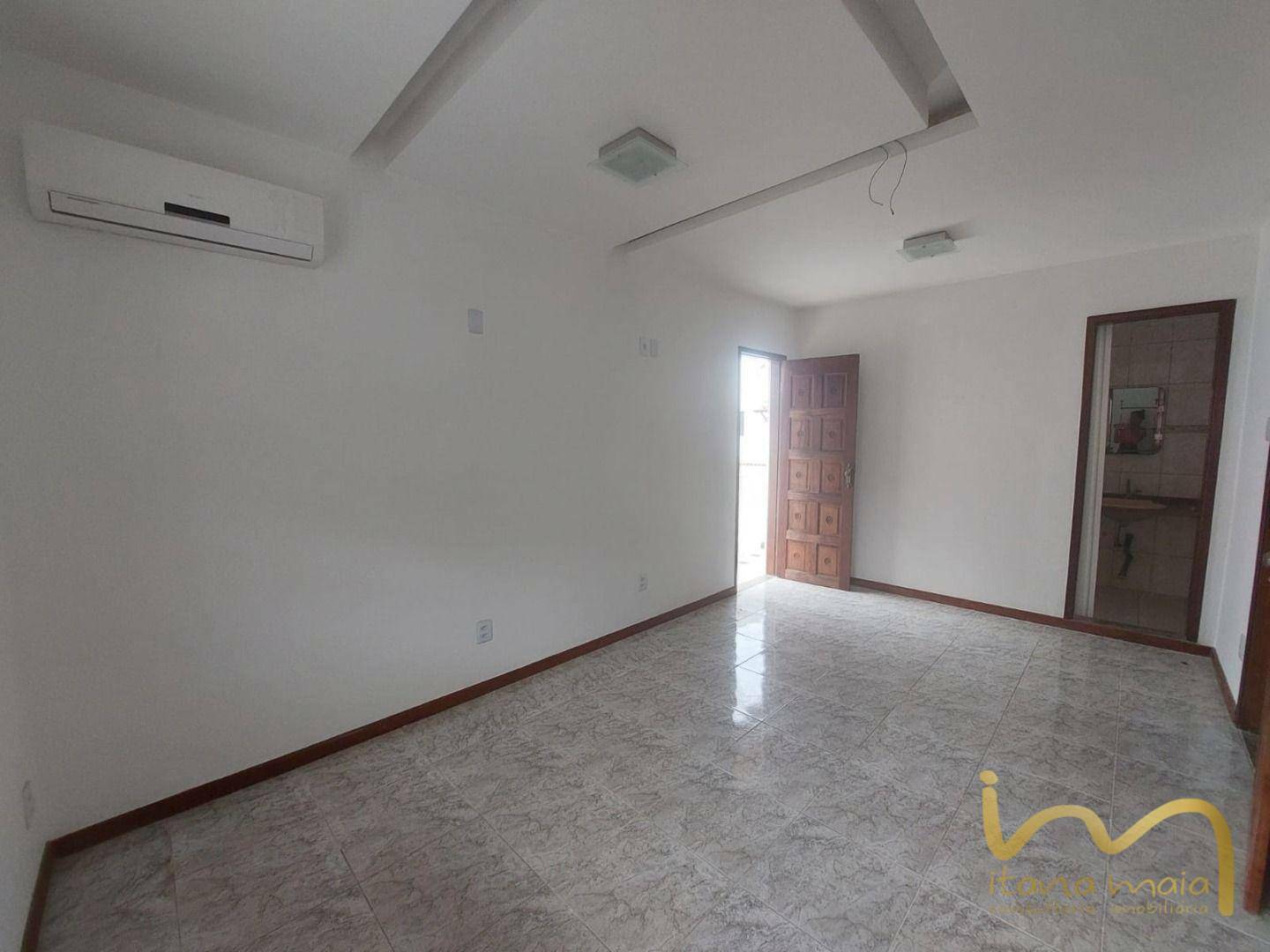 Casa à venda com 6 quartos, 380m² - Foto 29