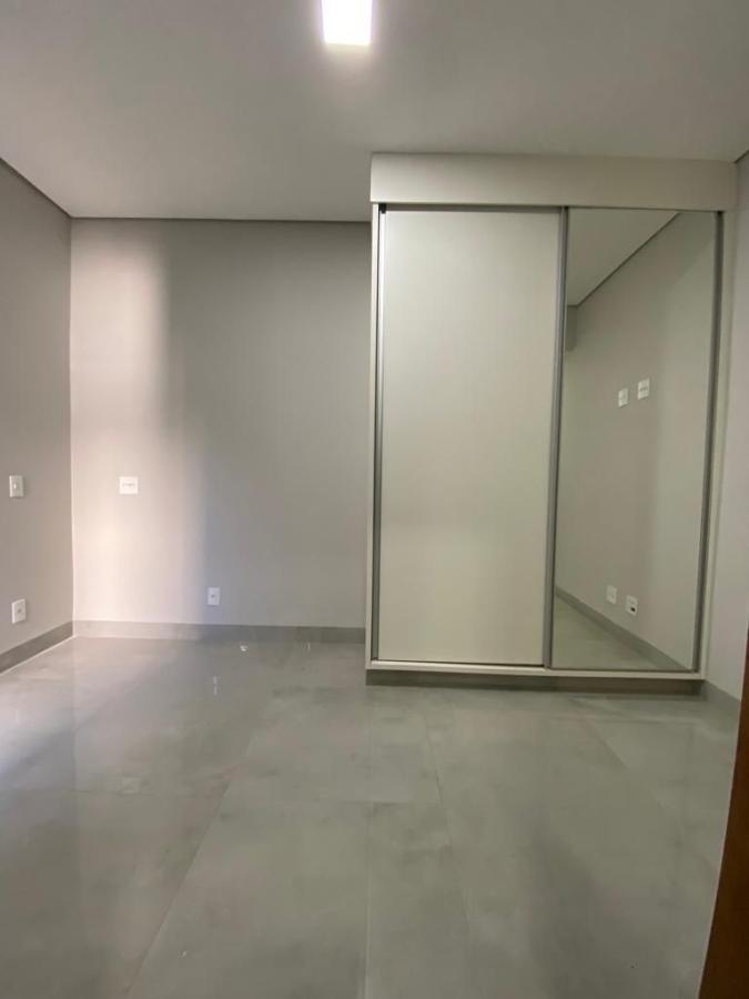 Casa à venda com 3 quartos, 168m² - Foto 19