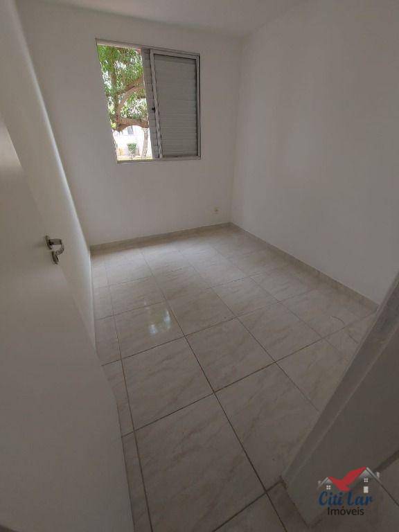 Apartamento à venda com 2 quartos, 48m² - Foto 10