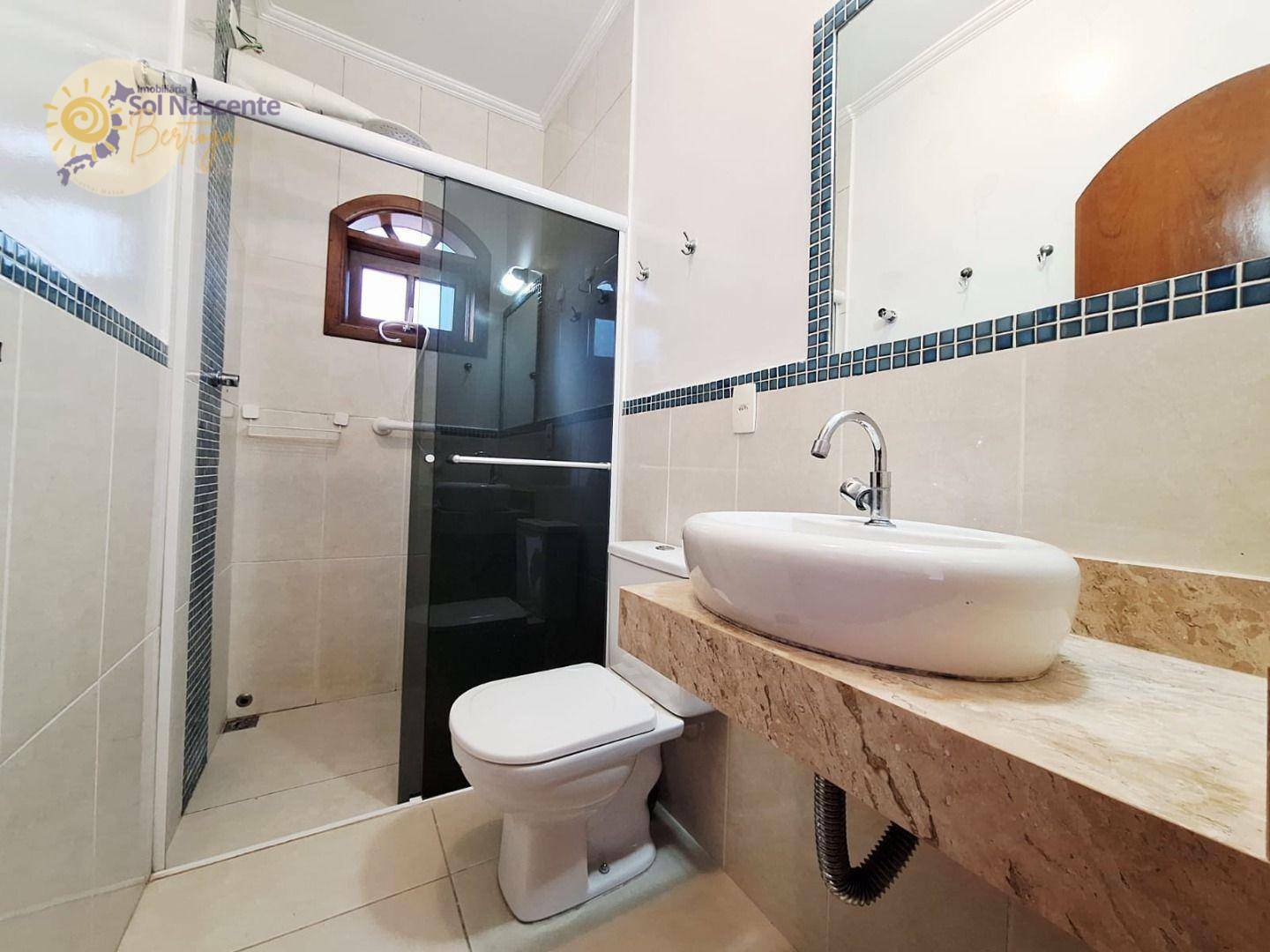 Casa de Condomínio à venda com 4 quartos, 228m² - Foto 35