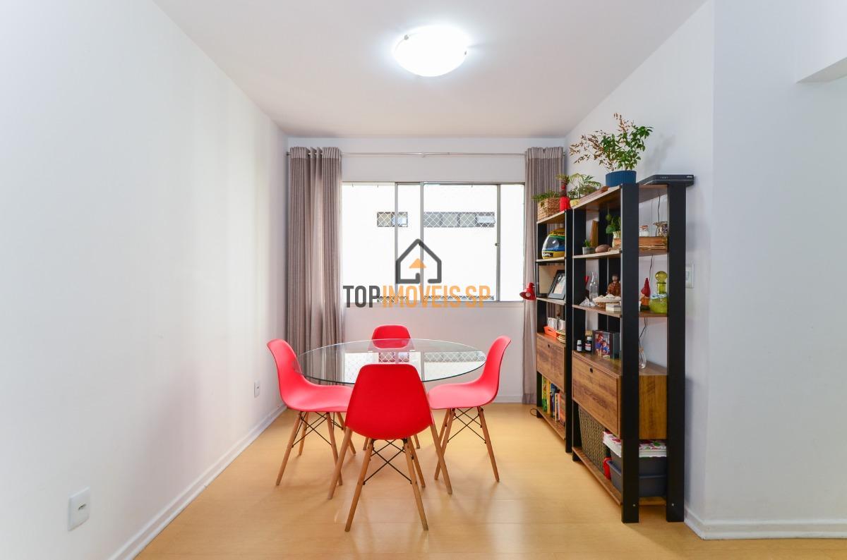 Apartamento à venda com 2 quartos, 70m² - Foto 4