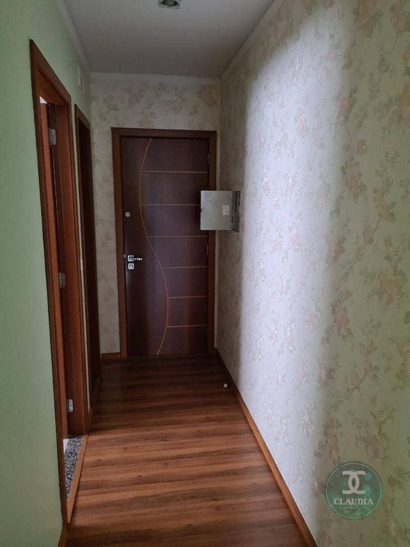 Apartamento à venda com 3 quartos, 208m² - Foto 7