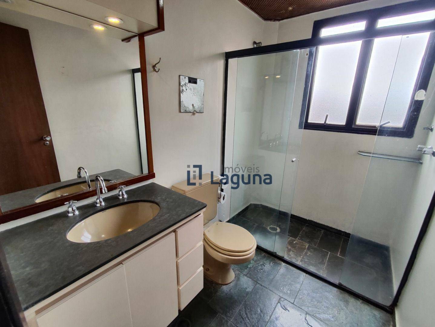 Apartamento à venda com 2 quartos, 95m² - Foto 18