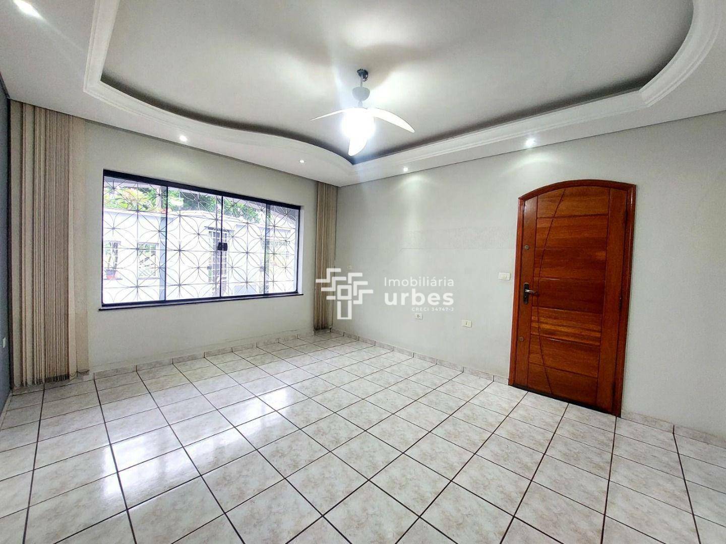 Casa para alugar com 3 quartos, 165m² - Foto 2