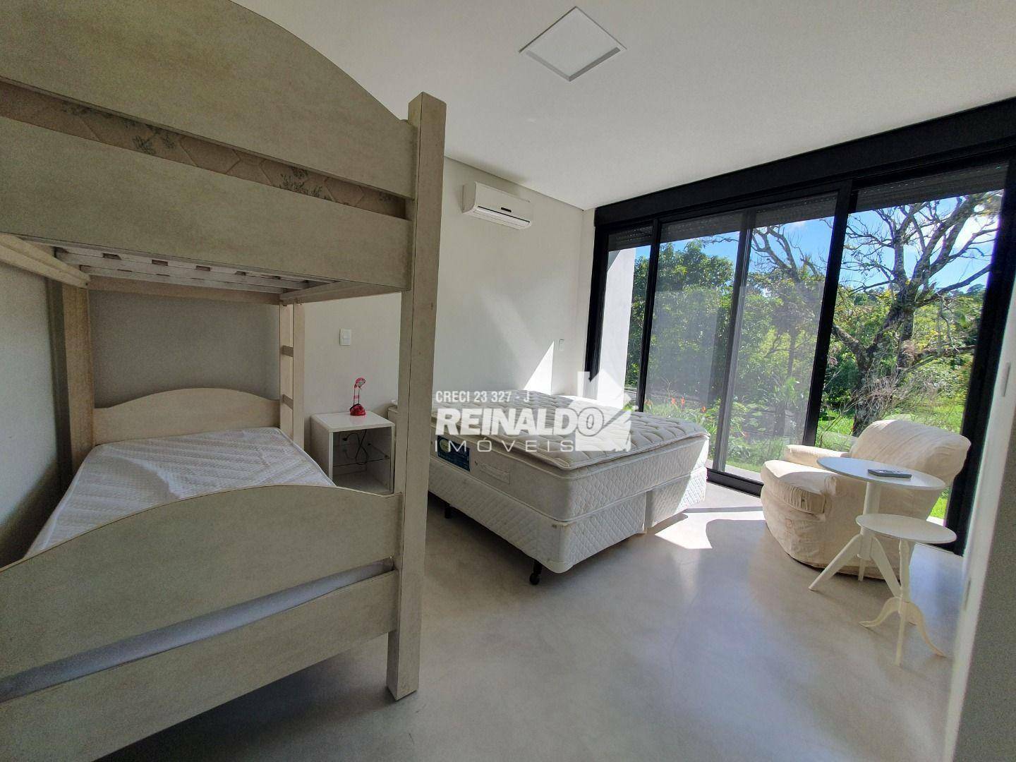 Casa de Condomínio à venda com 3 quartos, 360m² - Foto 27