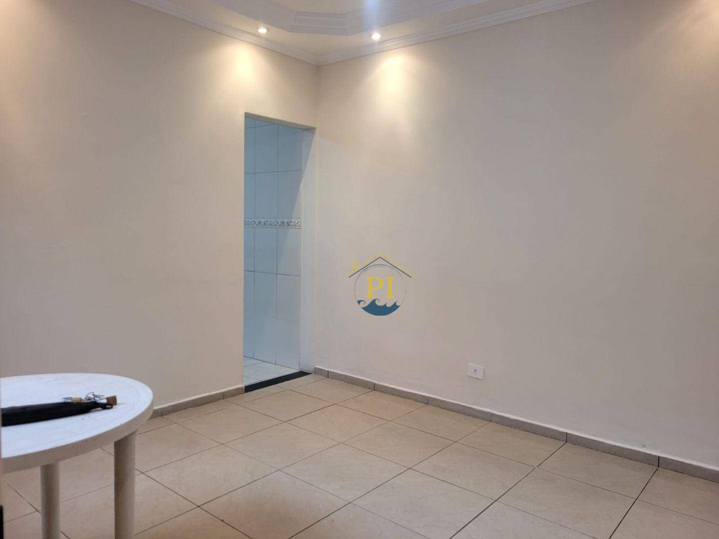 Casa à venda com 3 quartos, 1m² - Foto 4