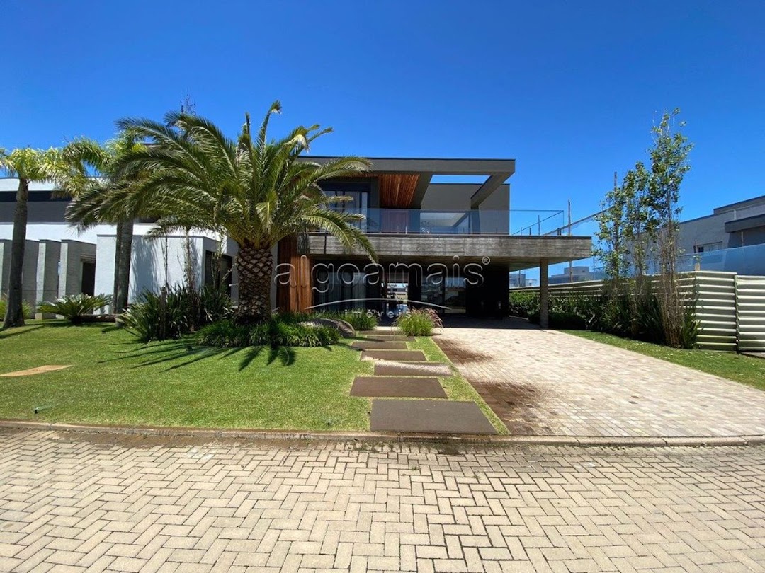 Casa de Condomínio à venda com 5 quartos, 430m² - Foto 1