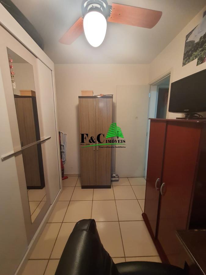 Apartamento à venda com 2 quartos, 49m² - Foto 15