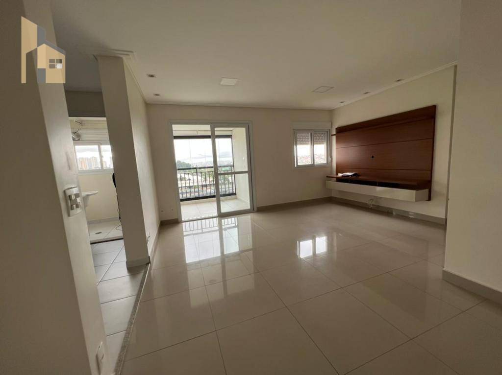 Apartamento à venda com 2 quartos, 70m² - Foto 3